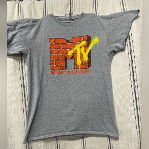 M-TV Gray T Shirt Size M